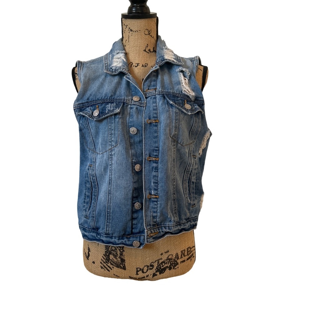 Almost Famous Distressed Jean Jacket Women’s Size X Small - Picture 11 of 11